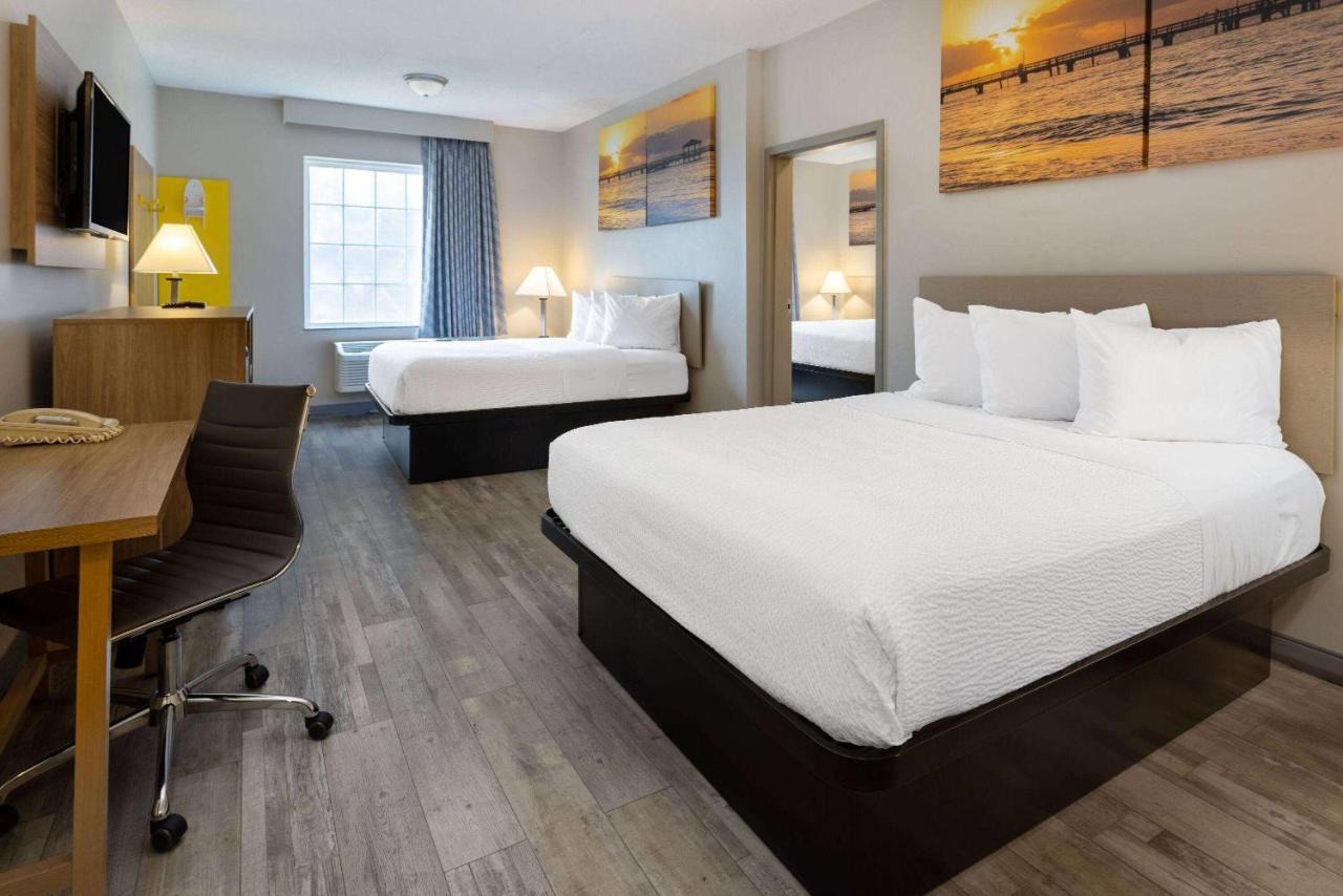 Days Inn & Suites By Wyndham Cherry Hill - Philadelphia Exterior photo