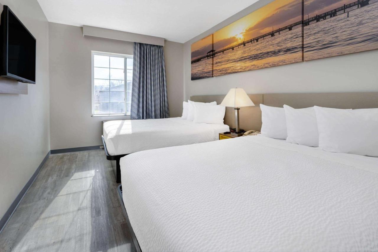 Days Inn & Suites By Wyndham Cherry Hill - Philadelphia Exterior photo