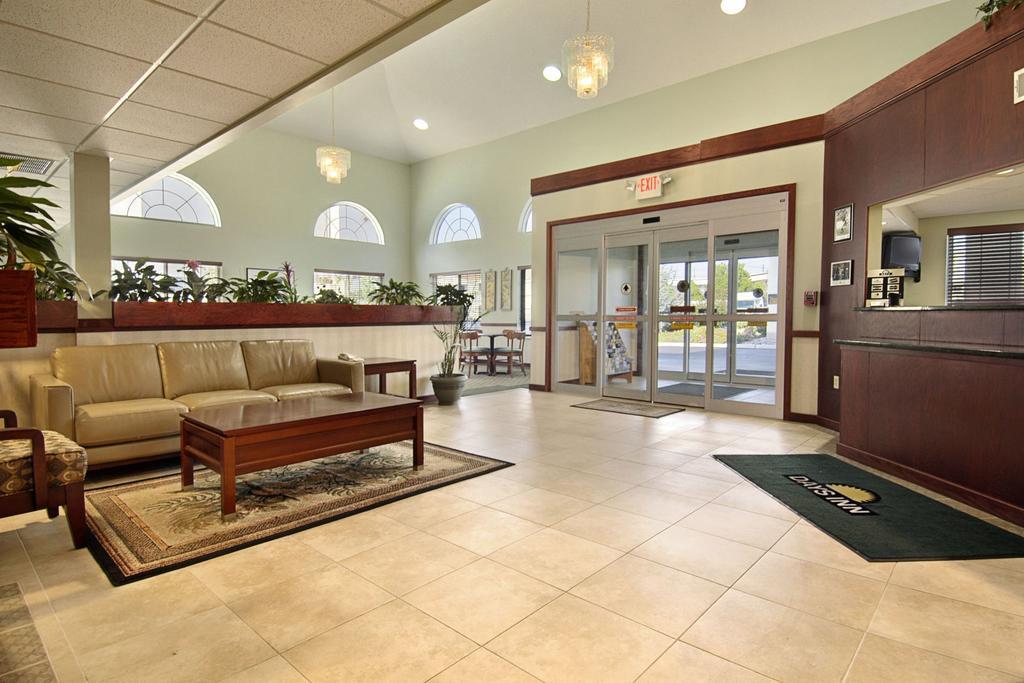 Days Inn & Suites By Wyndham Cherry Hill - Philadelphia Interior photo